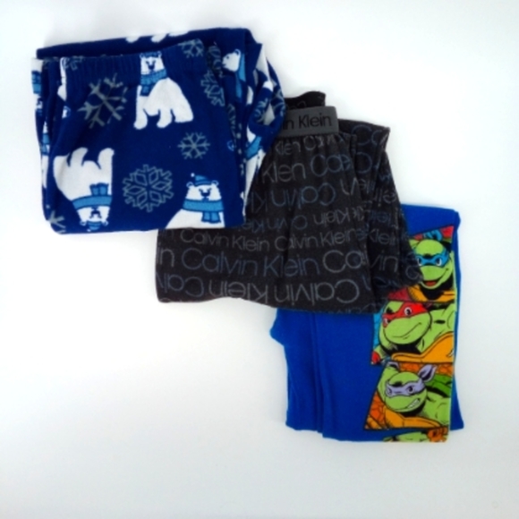 Boy's Pajama Set Bundle Long Bottoms Winter Polar Bears TMNT Calvin Klein 7 8 10 - Picture 1 of 13